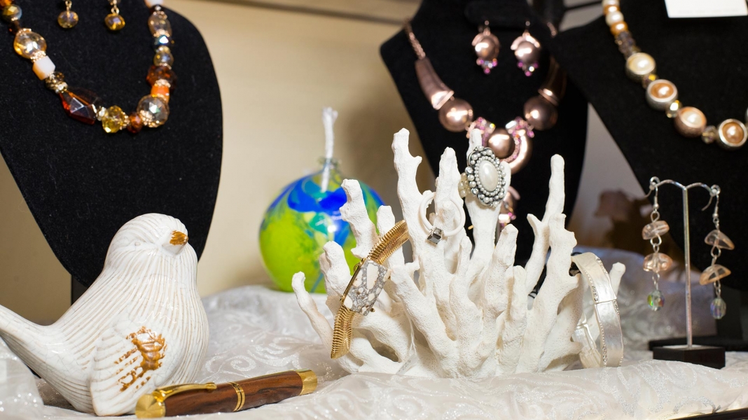 Other Gifts Baskets n Bundles Custom Gift Baskets in Ancaster